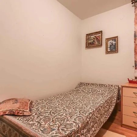 Apartment In Porec/istrien 10377 Porec